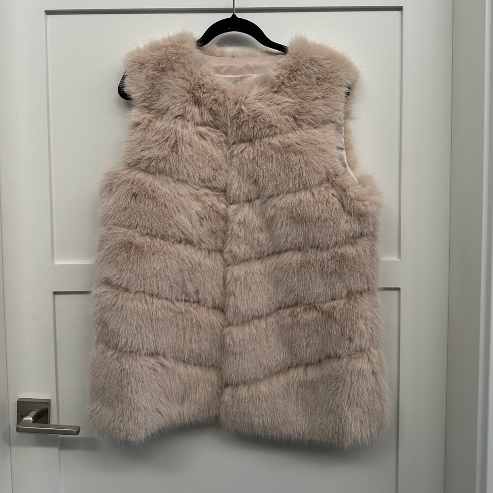Faux Fur Vest in Beige